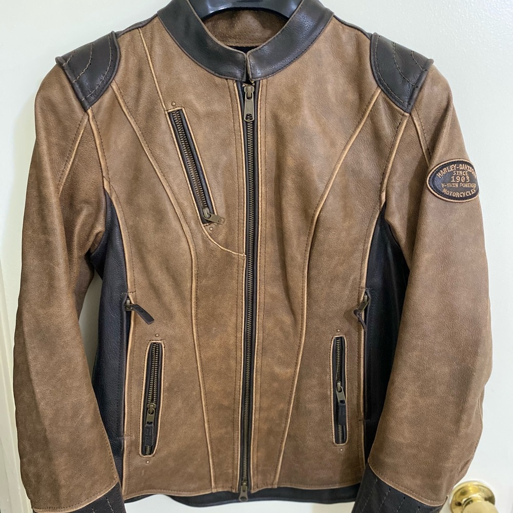 HD Women’s Leather Jacket- Triple Vent System Gallun